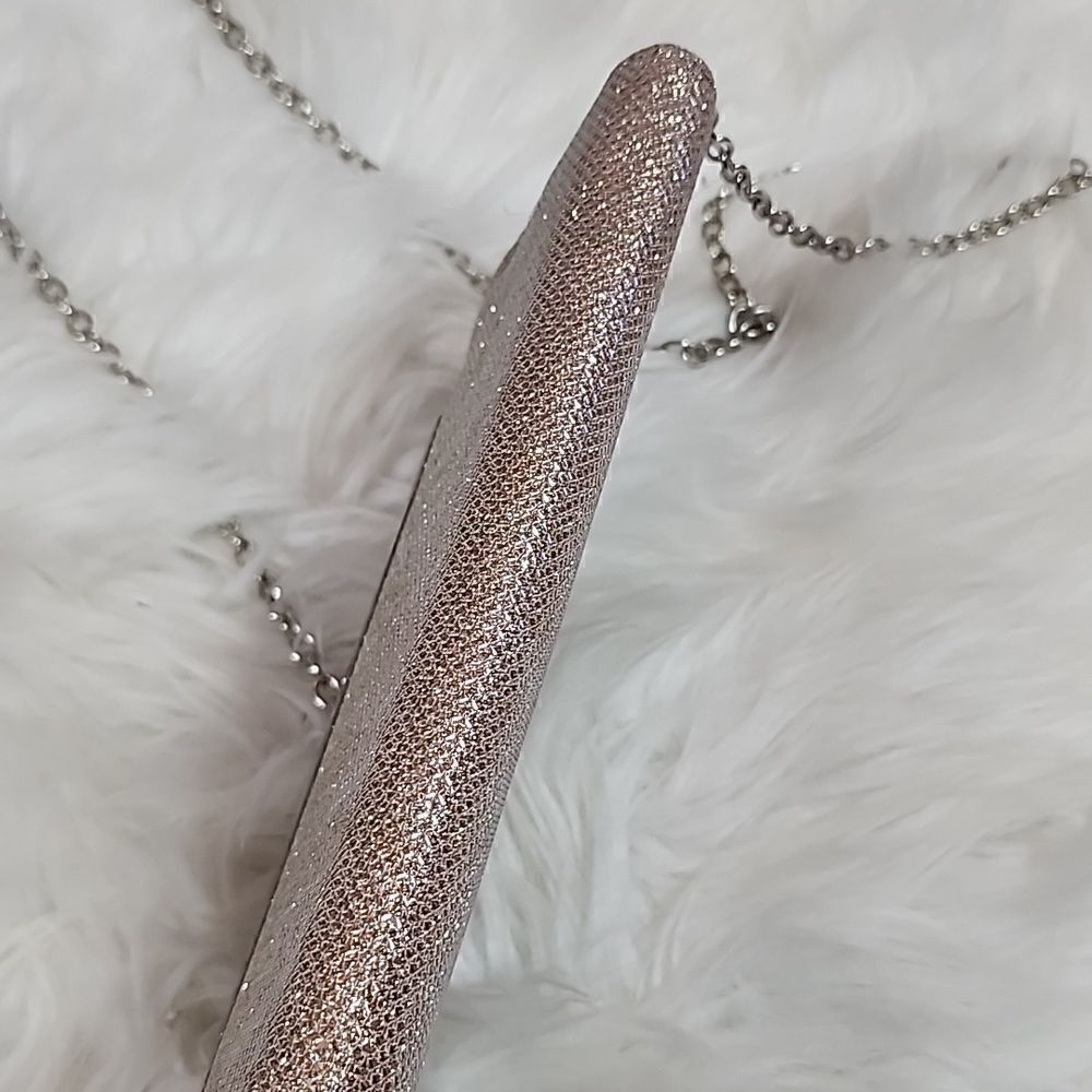 GLINT Clutch with Chain - Picture 6 of 10